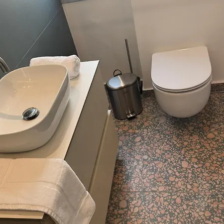 아파트 Cozy Luxury 1-bedroom In Nicosia's Heart 니코시아