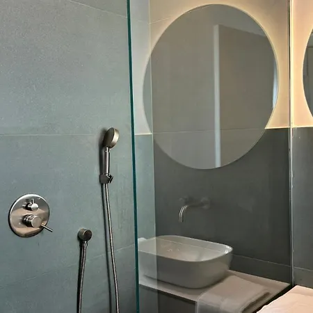 아파트 Cozy Luxury 1-bedroom In Nicosia's Heart *