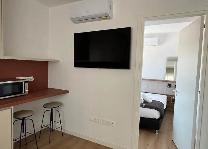Cozy Luxury 1-bedroom In Nicosia's Heart Λευκωσία