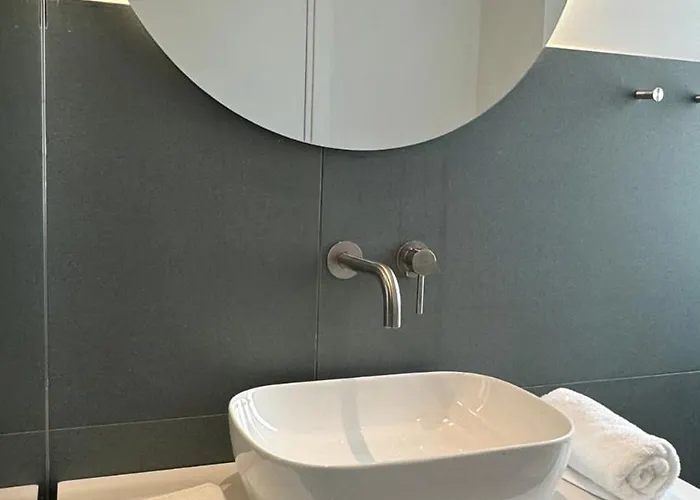 Cozy Luxury 1-bedroom In Nicosia's Heart *